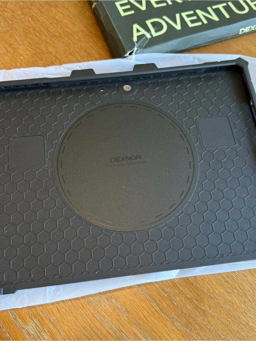 DEXNOR Rugged Rotating Tablet Case in Black for Surface Pro 12th Edition 13”